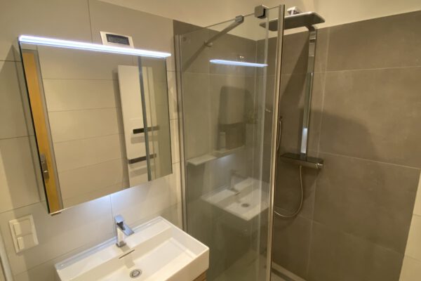 Bad_Dusche Wohnung Liefering