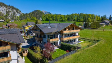 Exklusives Wohnen in traumhafter Naturlage – Stilvolle Dachgeschosswohnung in St. Gilgen, 5340 St. Gilgen, Wohnung